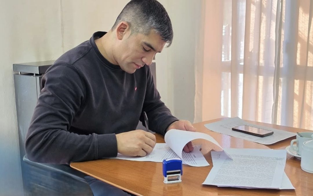 INTENDENTE ARAVENA ACORDÓ INCREMENTO SALARIAL PARA MUNICIPALES DE 28 DE NOVIEMBRE