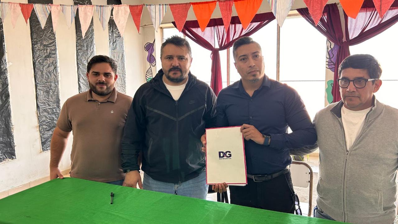 El Municipio de Caleta Olivia firmó un importante convenio con Distrigas