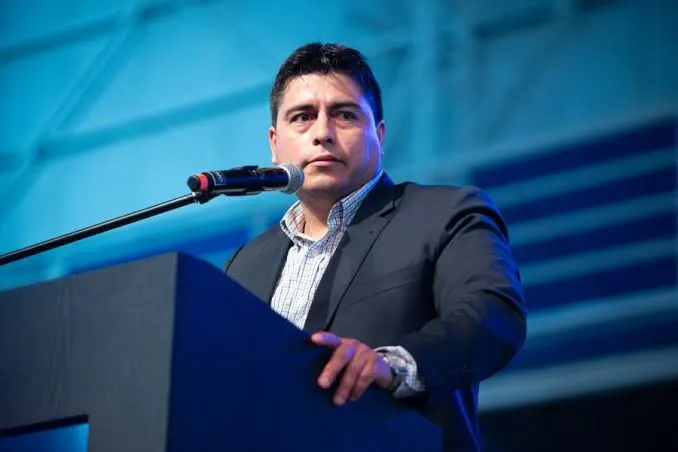 El gobernador Vidal tomó la decisión de garantizar el sostenimiento de las fuentes laborales docentes hasta febrero 2027