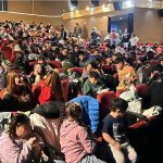 Más de 300 chicos disfrutaron de una jornada de cine en Caleta Olivia