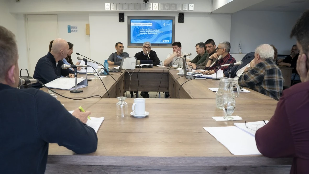 Diputados avanzan en un texto borrador unificado para la sanción de un nuevo Código Electoral para Santa Cruz