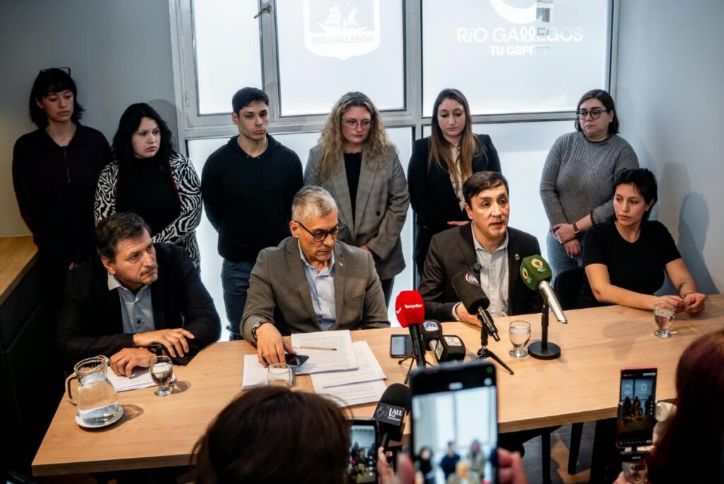 Pablo Grasso presentó un Programa de Desendeudamiento para todos los santacruceños