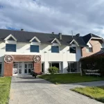 GOBERNADOR GREGORES LICITA LA CONCESIÓN DE LA HOSTERÍA Y RESTAURANTE MUNICIPAL LAGO CARDIEL