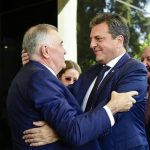 La influencia de Massa con los gobernadores “dialoguistas” para frenar la extranjerización
