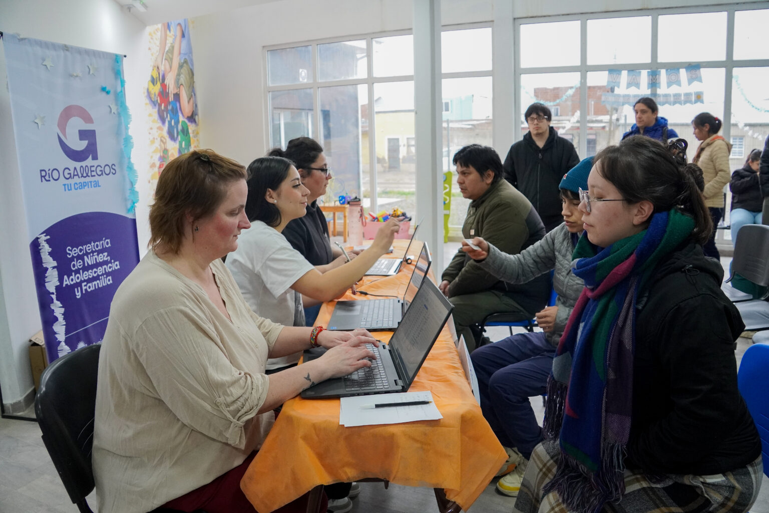 Más de 250 adultos se anotaron en los talleres municipales de oficios con salida laboral