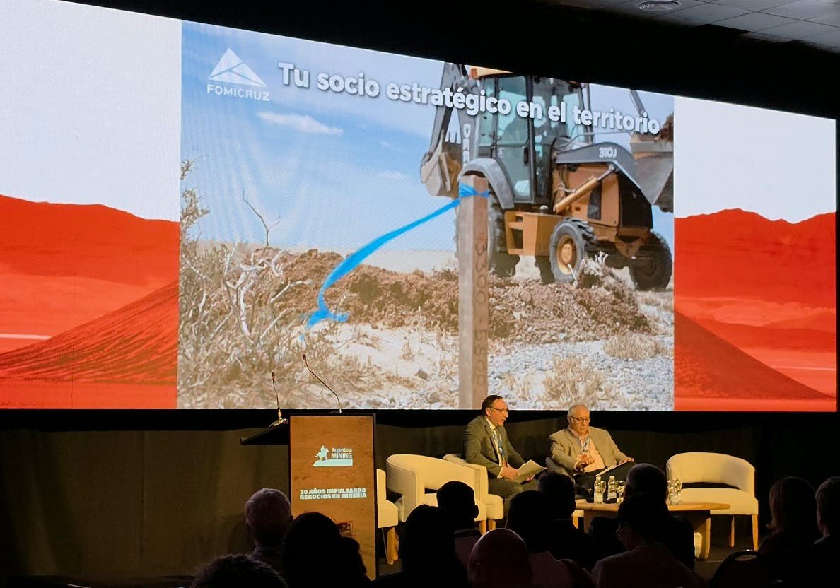 FOMICRUZ presentó su portfolio de proyectos y el potencial del Macizo del Deseado