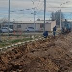 SPSE amplía la red de agua potable en un sector de Pico Truncado